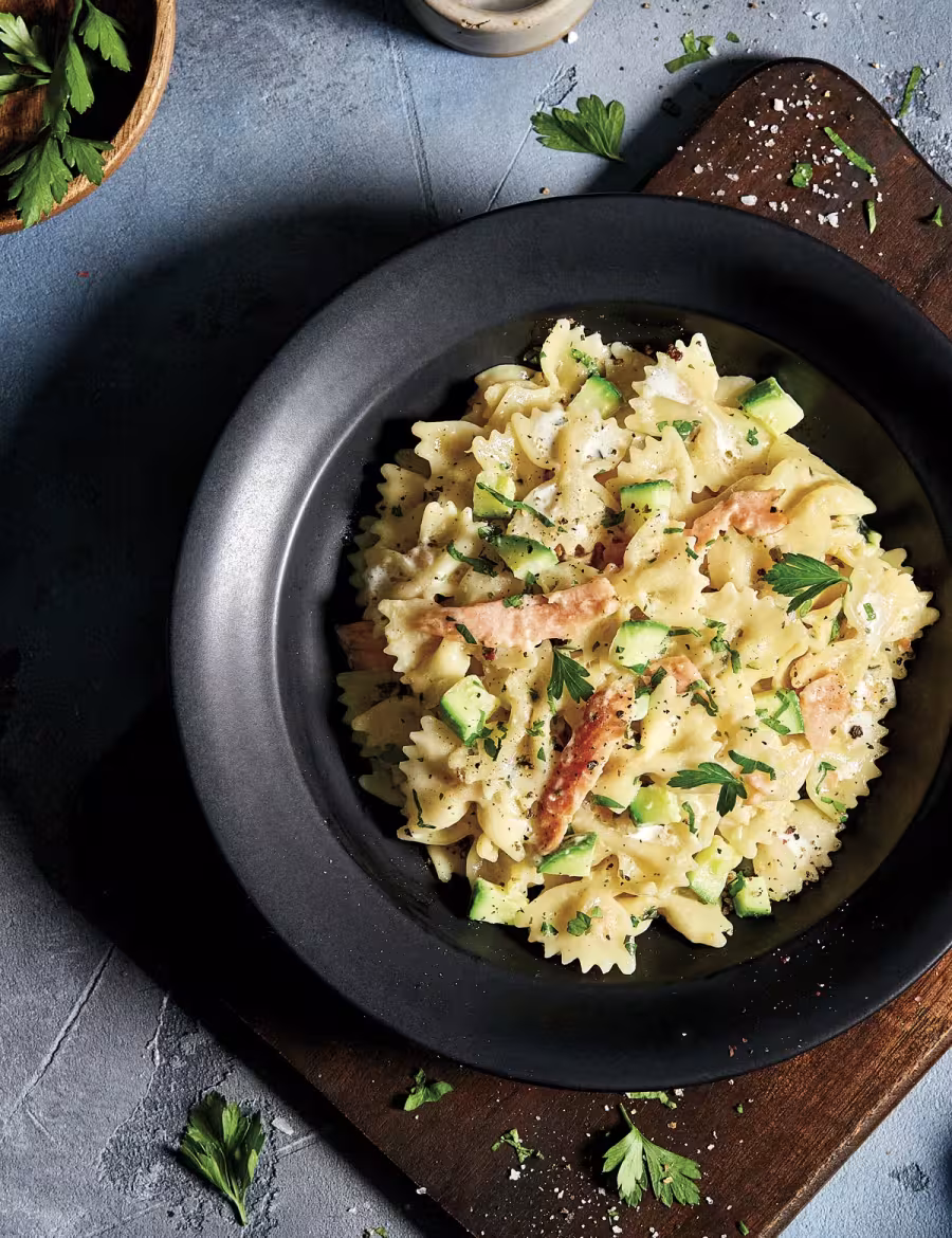 Farfalle with SMOKED SALMON