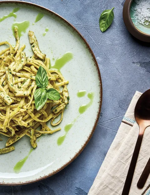 Linguine pesto with SQUID